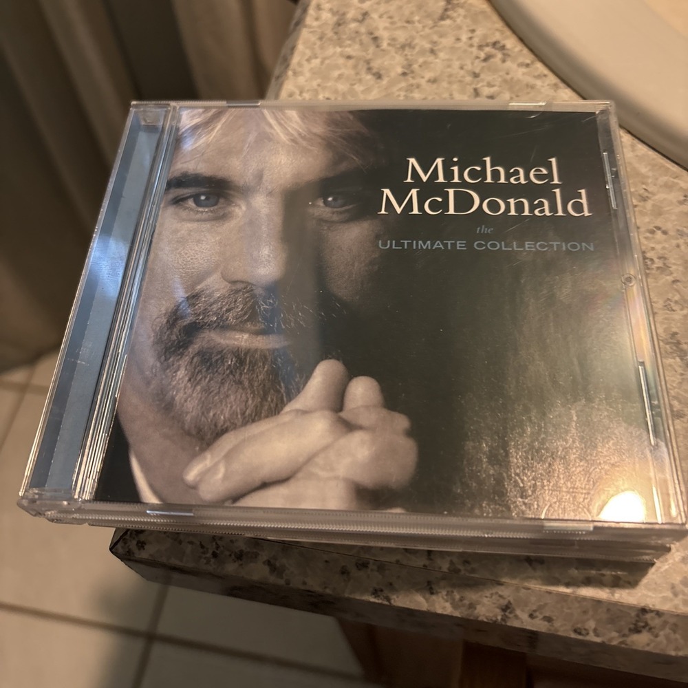 Michael McDonald - The Ultimate Collection CD -Rhino 2005 19 Tracks Like New!